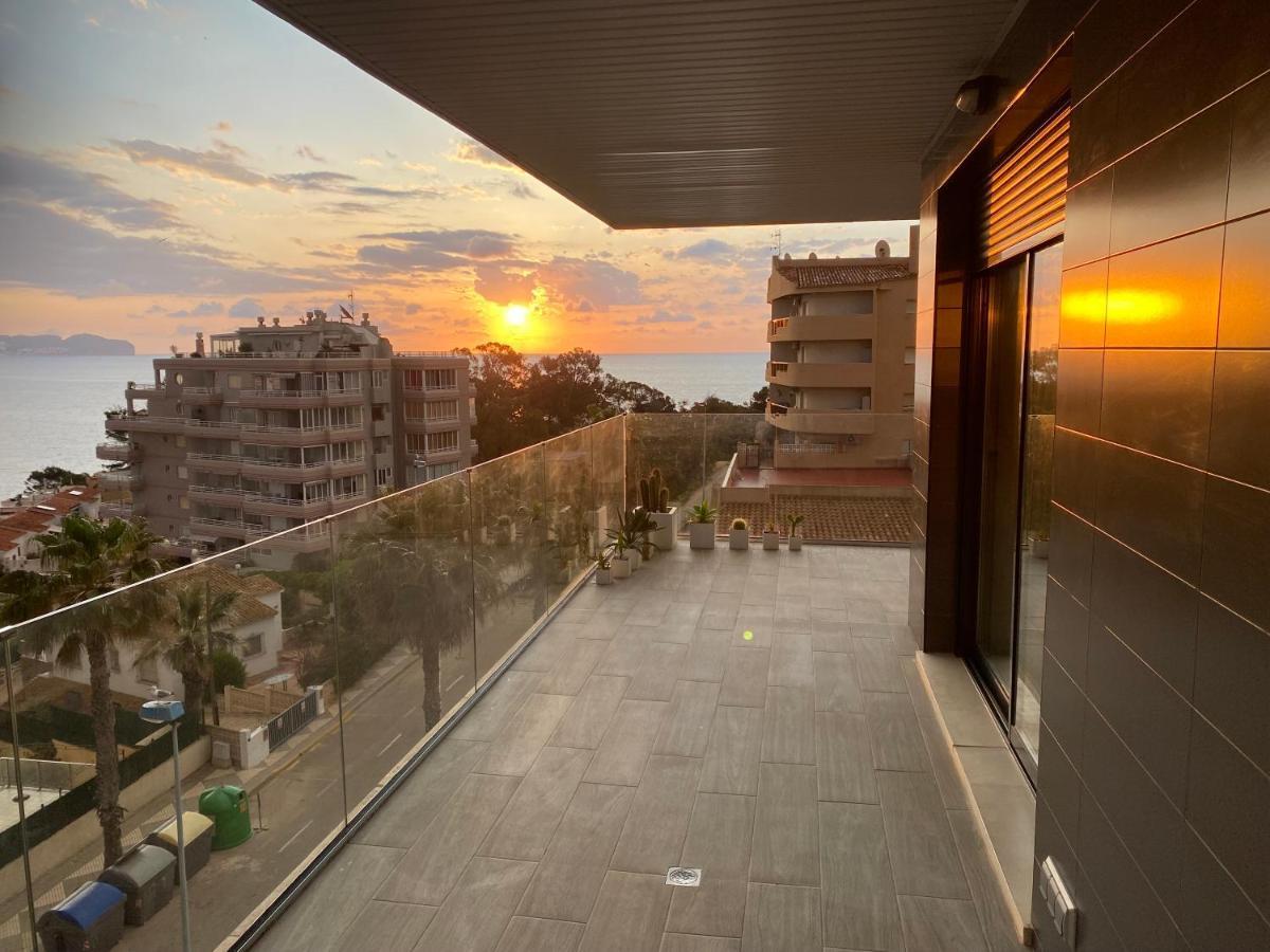 2 Sea View & Ifach Apartamento *